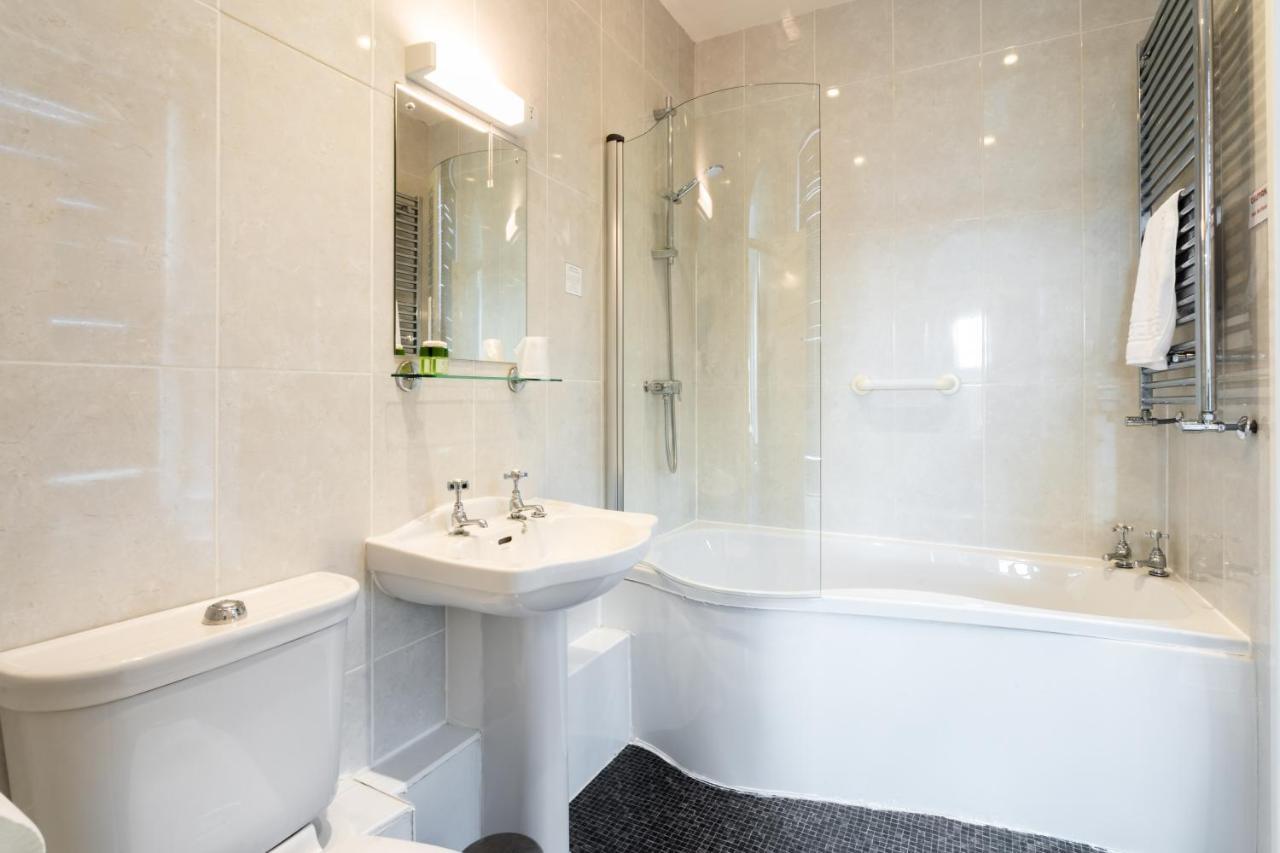 Manor House Hotel Holy Island Berwick Upon Tweed Екстер'єр фото