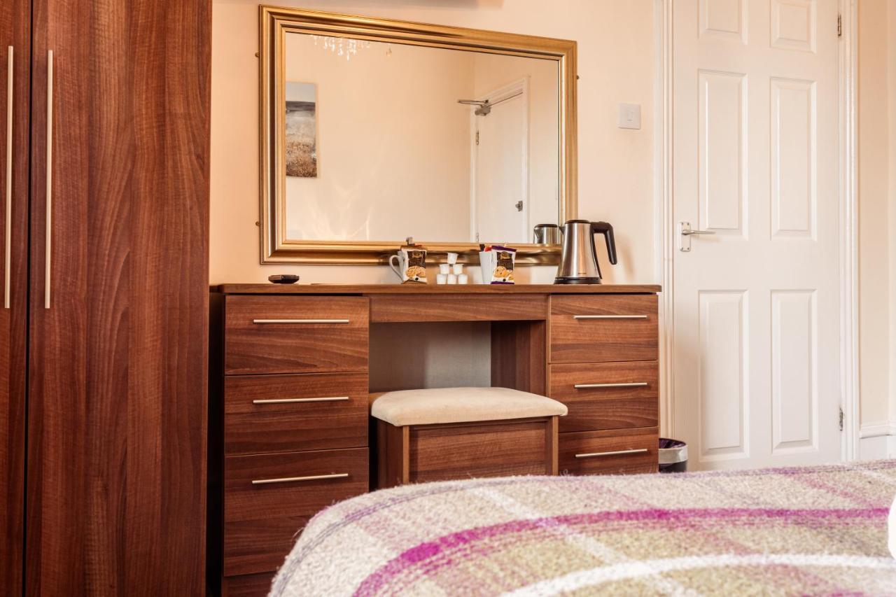 Manor House Hotel Holy Island Berwick Upon Tweed Екстер'єр фото